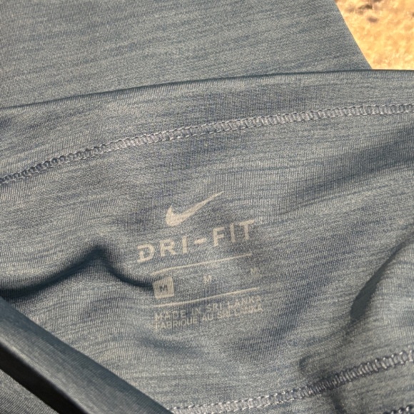 Nike dri-fit leggings never worn size medium - Picture 8 of 9